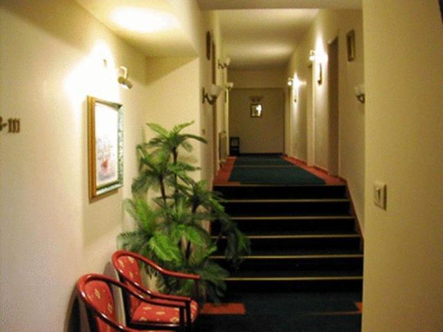 Rosary Sister Guest House Ein Karem Jerusalem Exterior foto