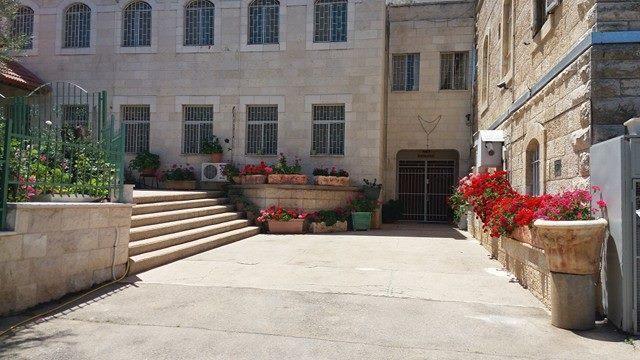 Rosary Sister Guest House Ein Karem Jerusalem Exterior foto